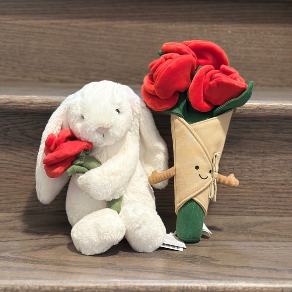 Rare Finds Jellycat BNWT 🧸 Valentine’s Gifts❤️ - Picture 10 of 16